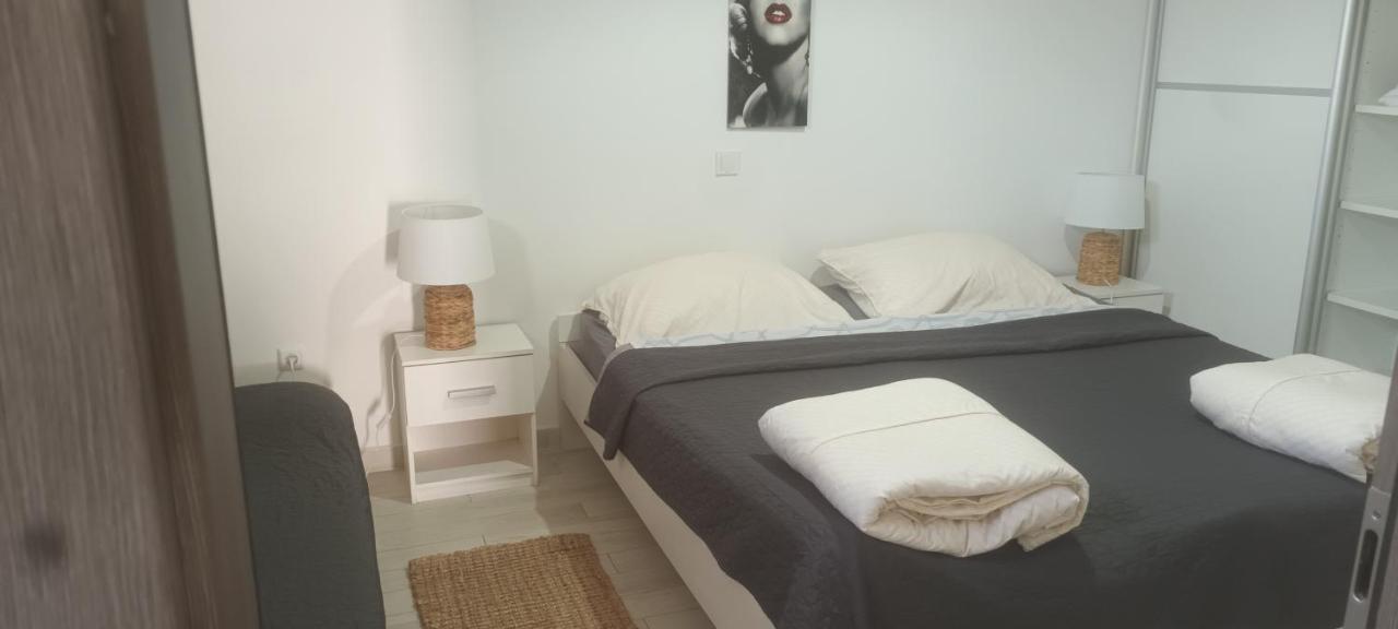 Apartments Eden Sisan Room photo